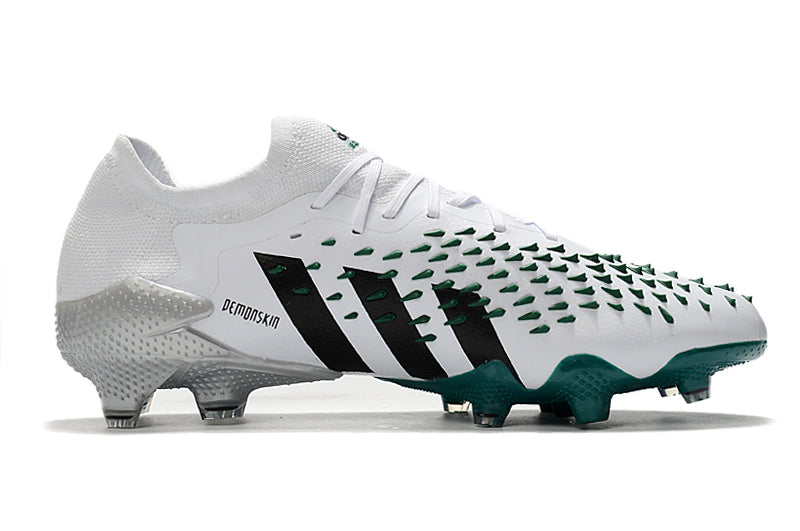 Chuteira Adidas Predator Freak+ Low .1 Campo - Imagem 7