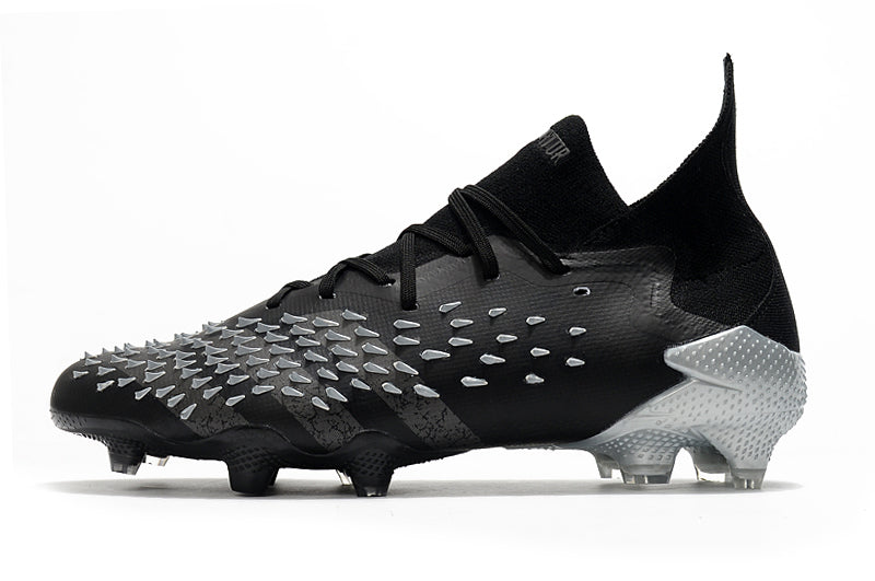 Chuteira Adidas Predator Freak+ 1. Campo - Imagem 8