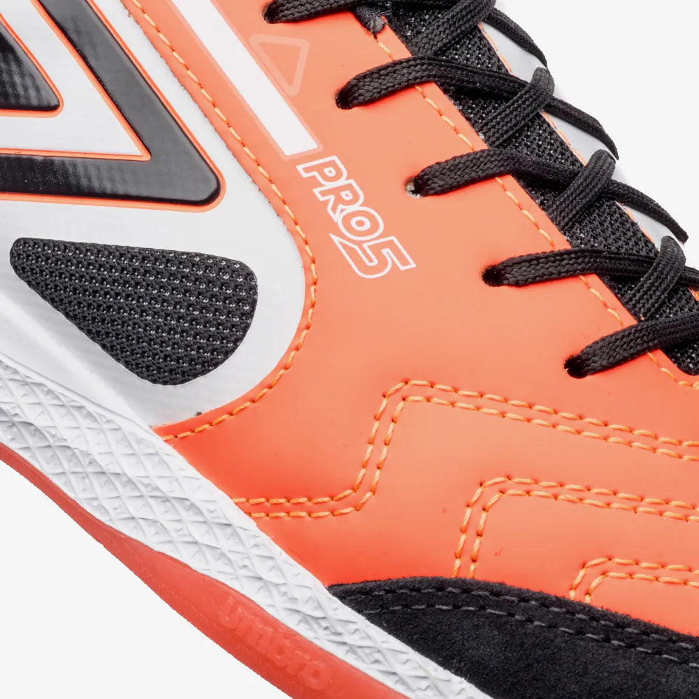 Chuteira Futsal Umbro Pro 5 Bump - Imagem 6